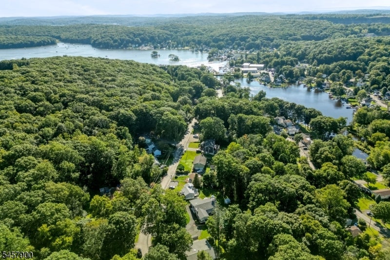 25 Sachem Rd