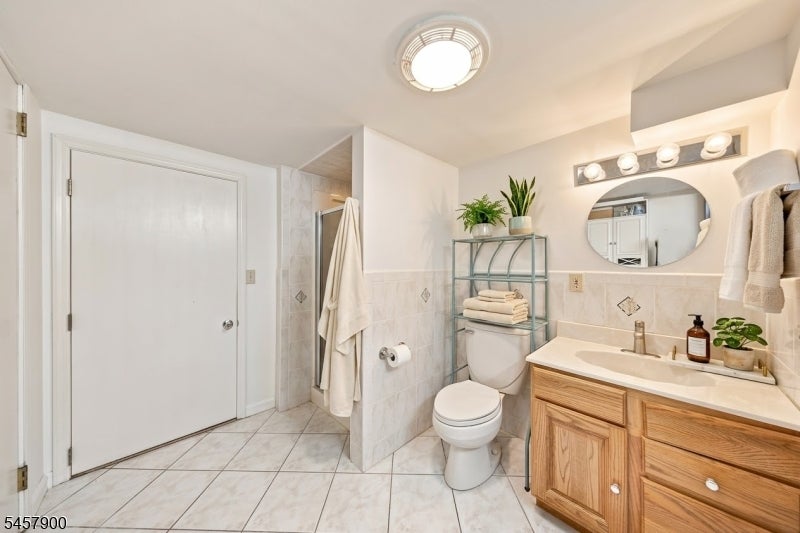 25 Sachem Rd