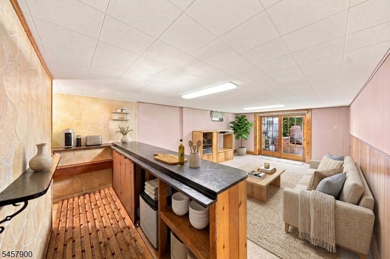 25 Sachem Rd