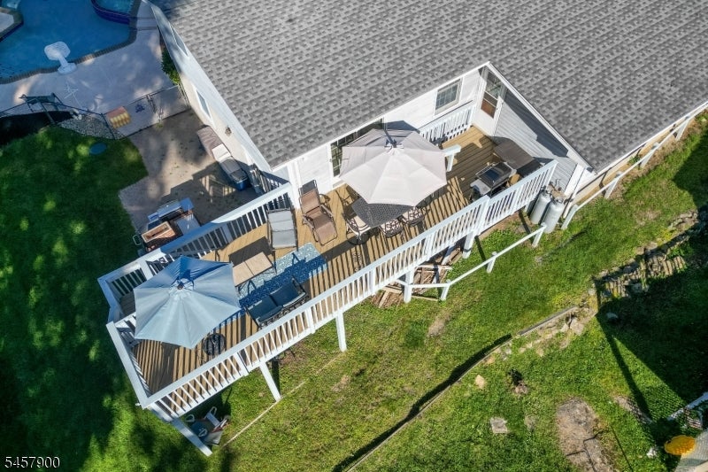 25 Sachem Rd