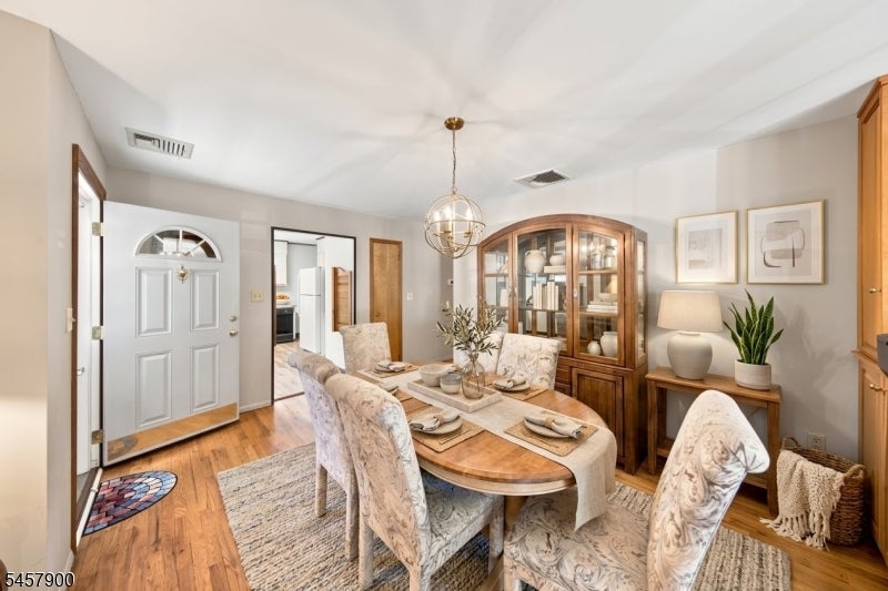 25 Sachem Rd