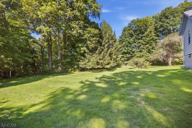 205 Glen Rd