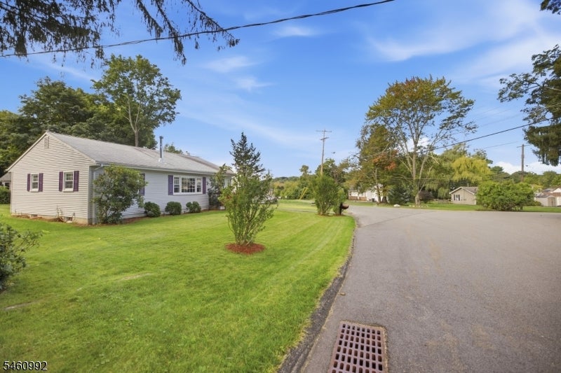 44 Signal Hill Trl