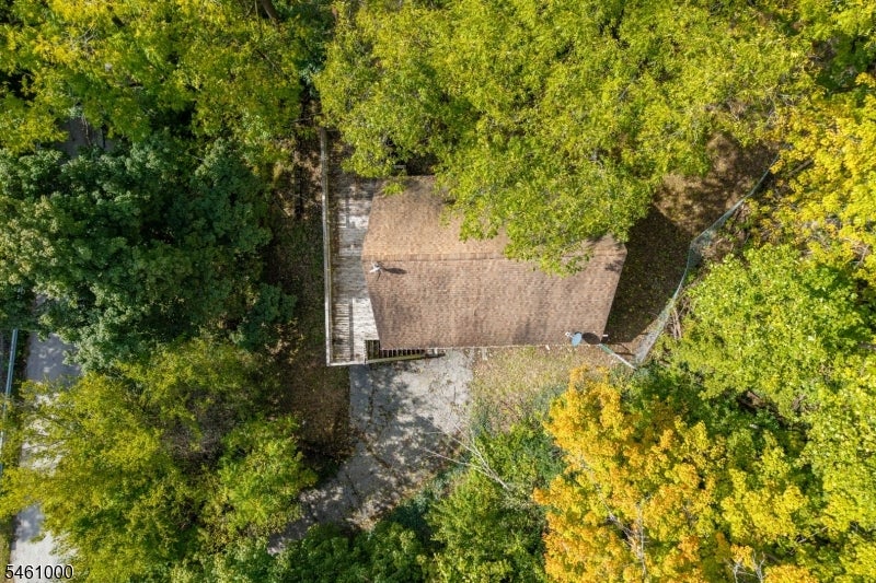 7 Winding Hill Rd