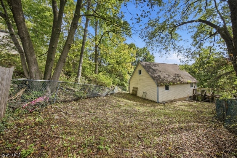 7 Winding Hill Rd