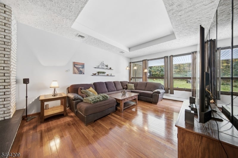 161 Pequest Rd