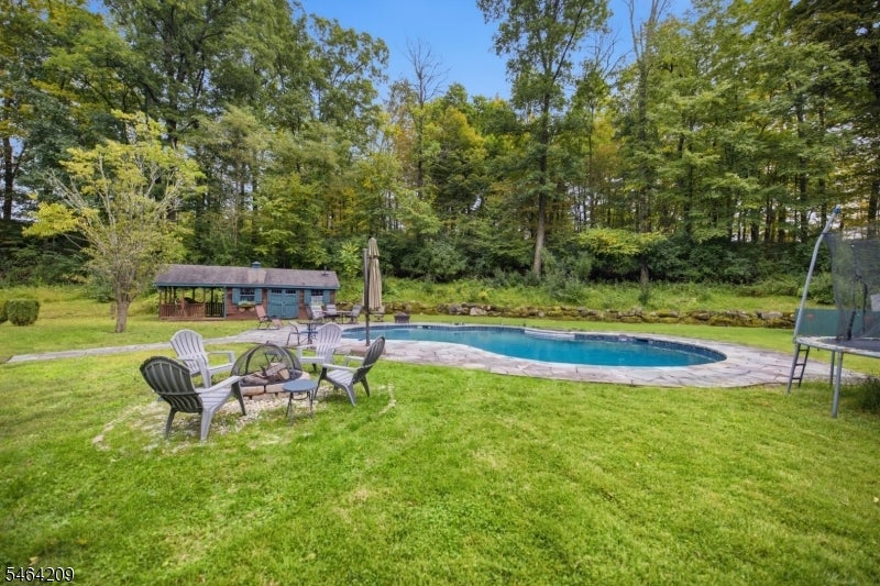 161 Pequest Rd