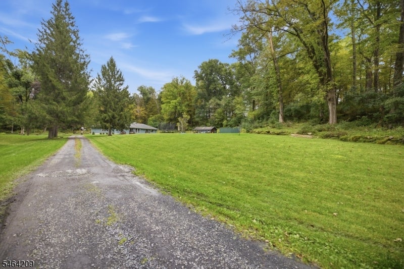 161 Pequest Rd