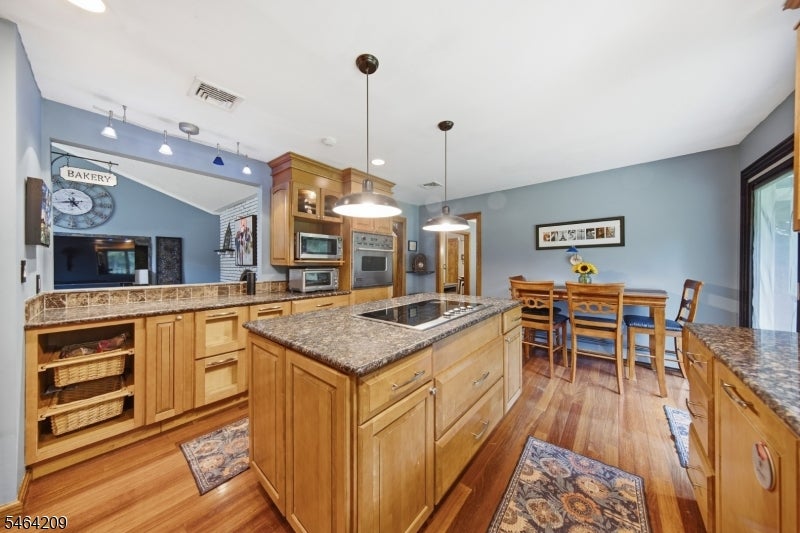 161 Pequest Rd