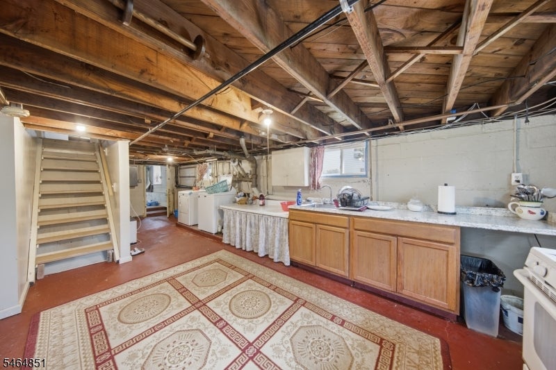 15 Spruce Pl