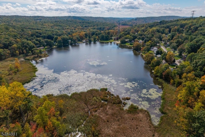 67 Seneca Lake Rd