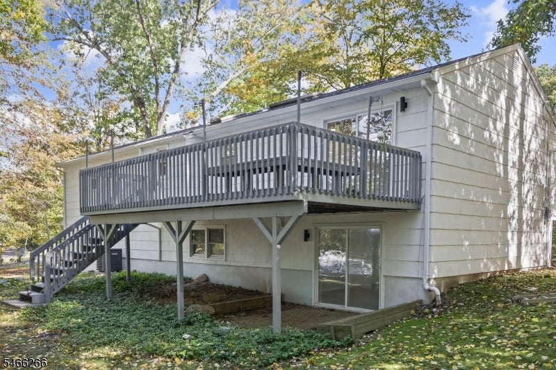 11 Colby Dr