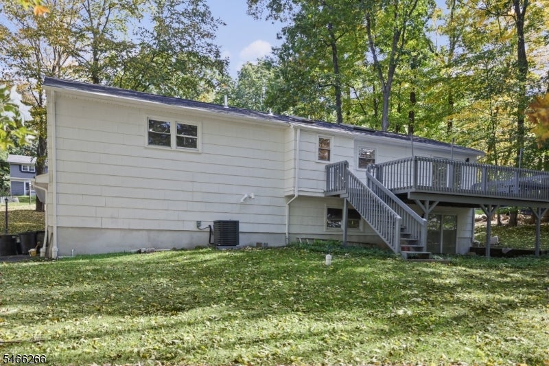 11 Colby Dr