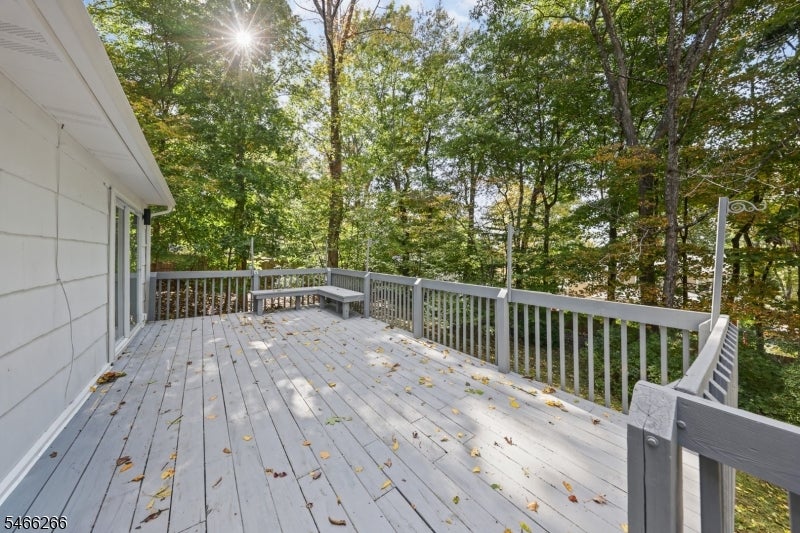 11 Colby Dr