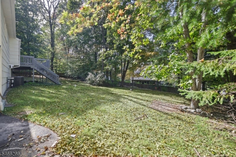 11 Colby Dr