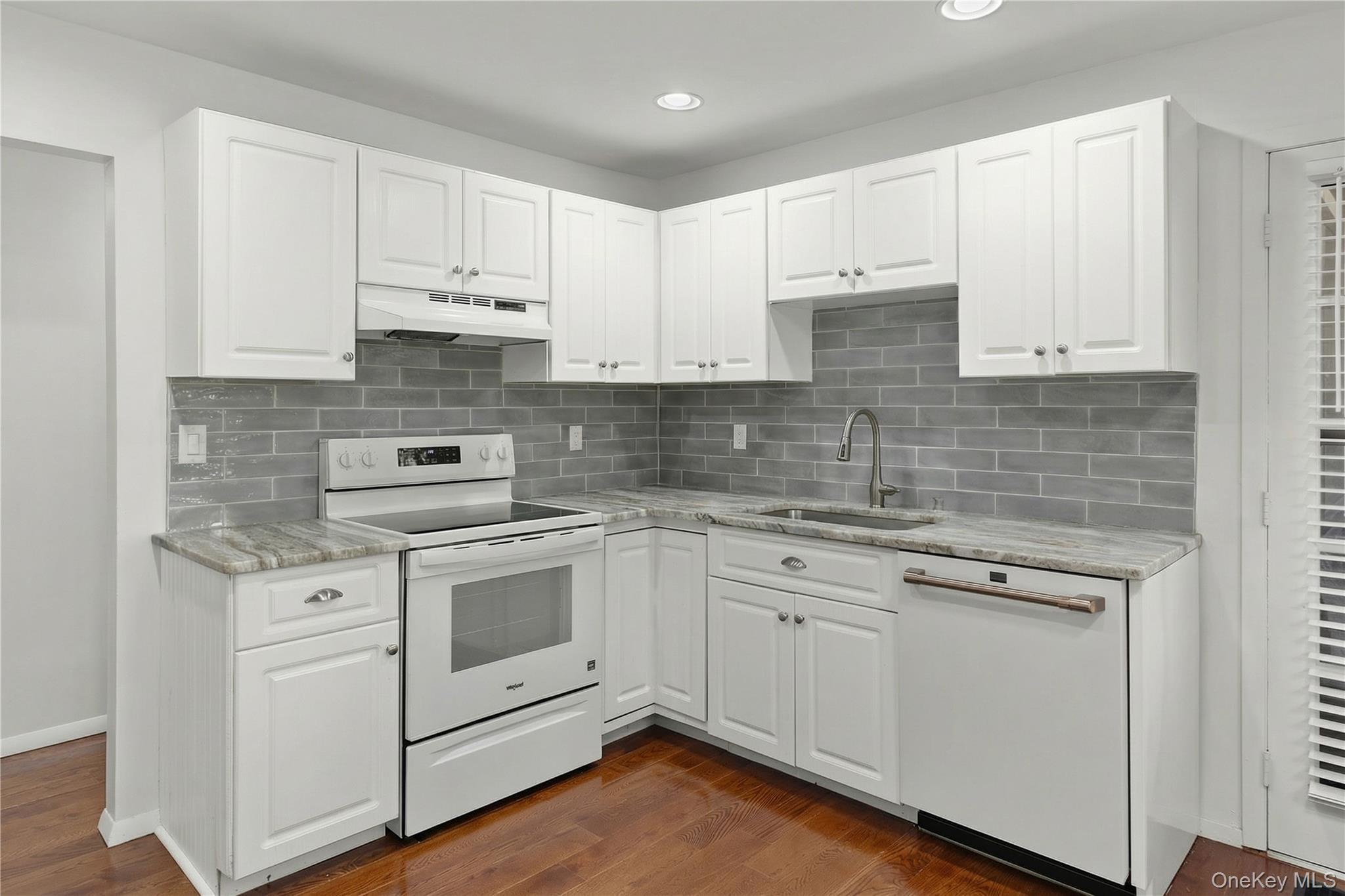 765 Sierra Vista Lane