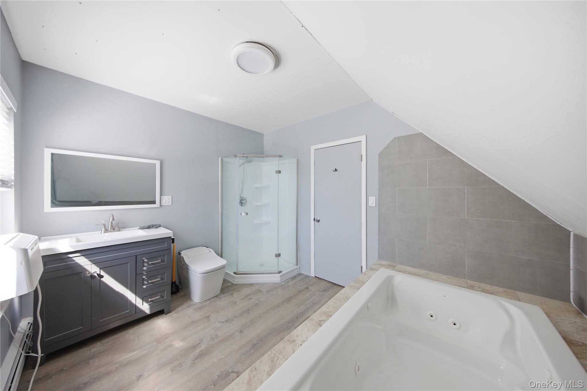 1100 State Route 17A