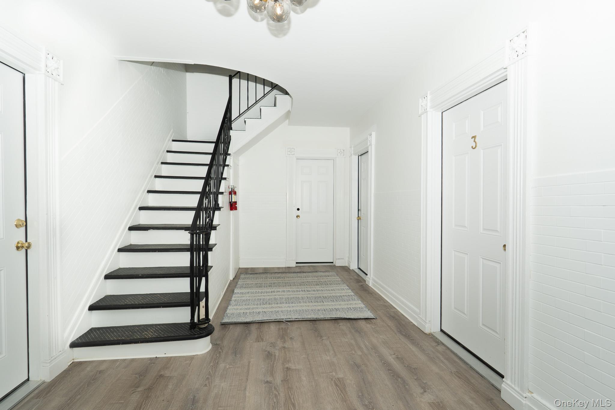 220 Walsh Avenue Unit: 2