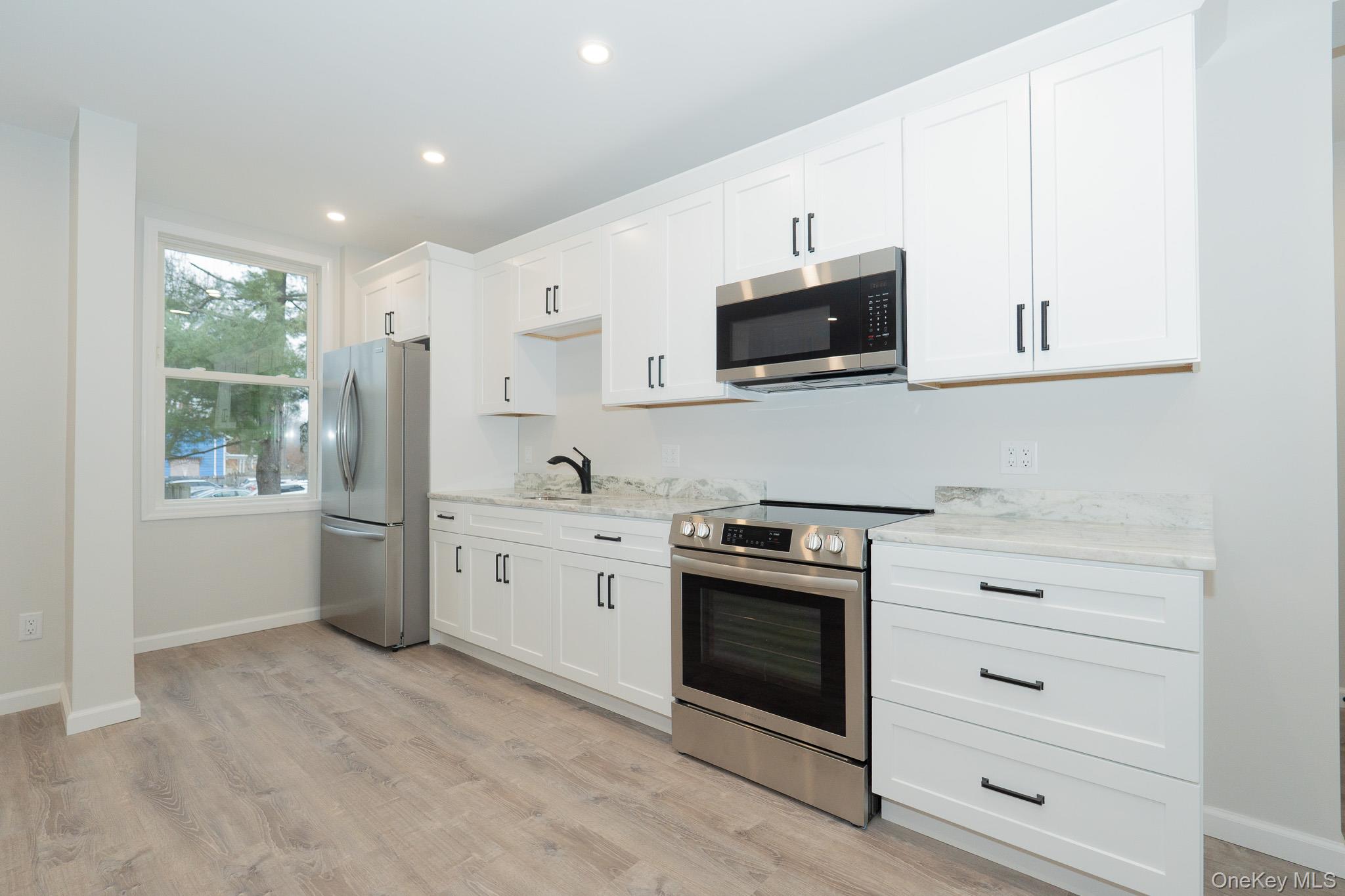 220 Walsh Avenue Unit: 2