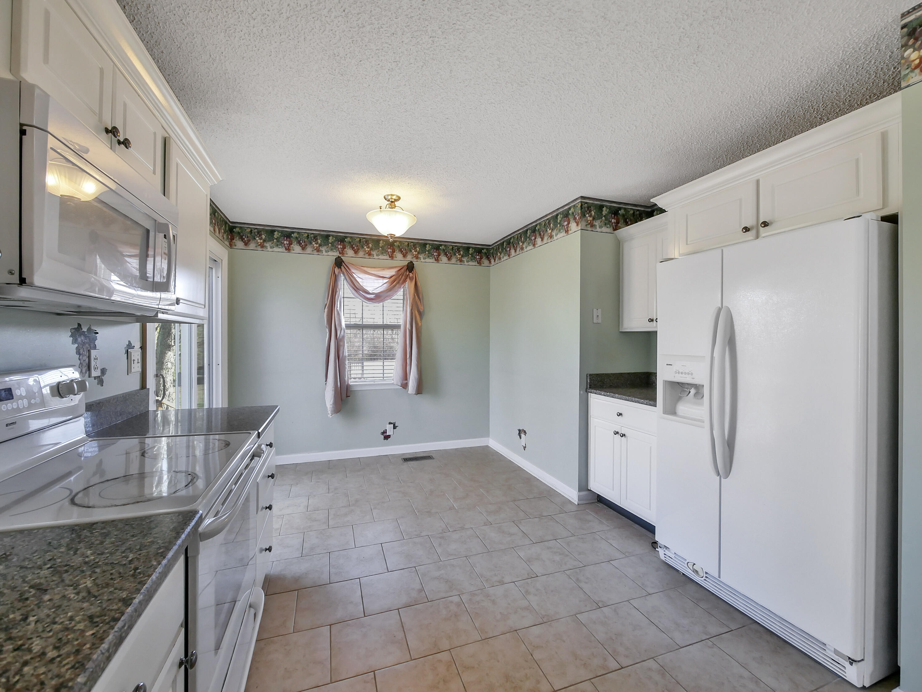 130 Chloe Drive, LaFayette