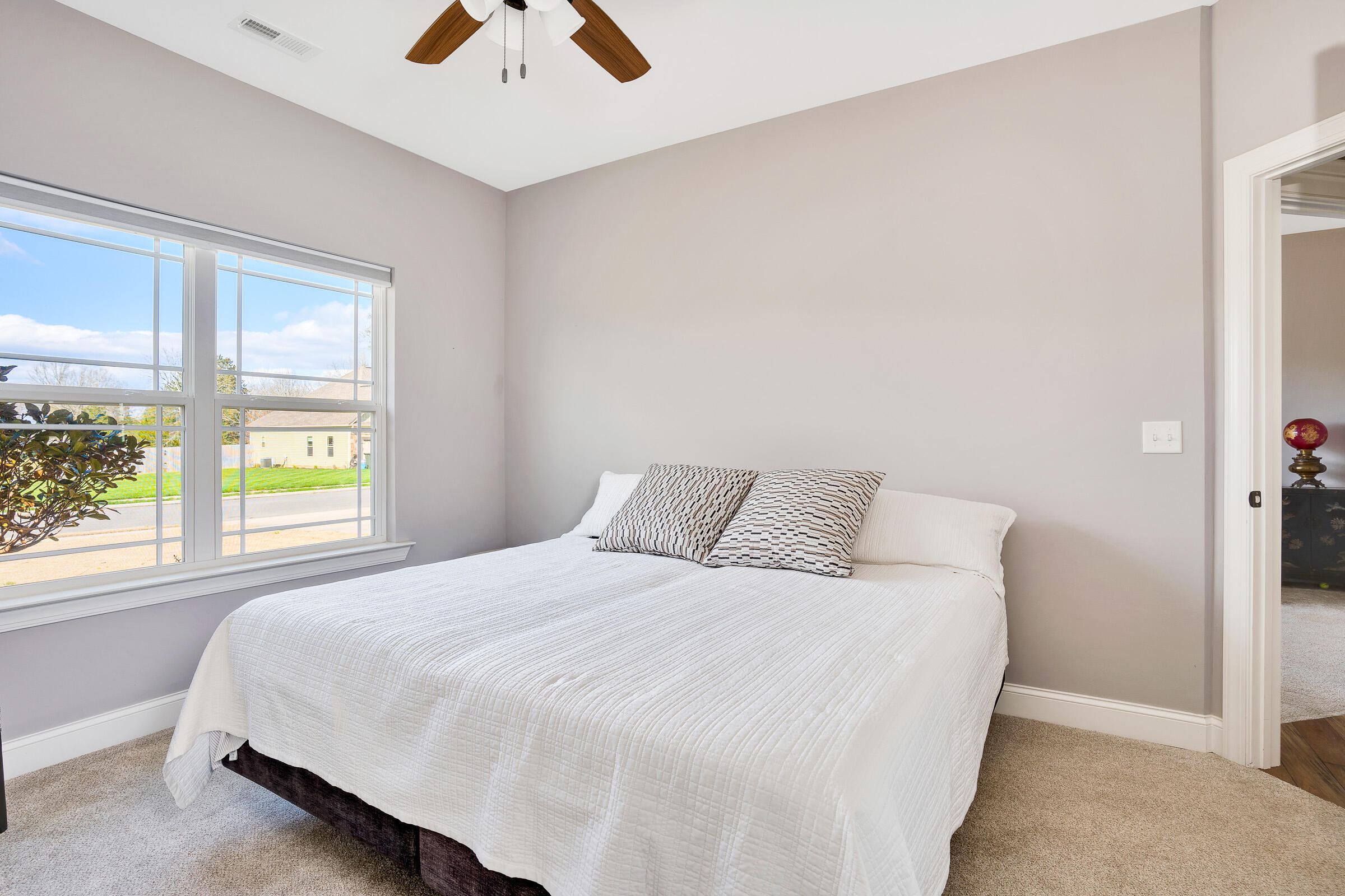 53 Ginger Lake Drive, 3