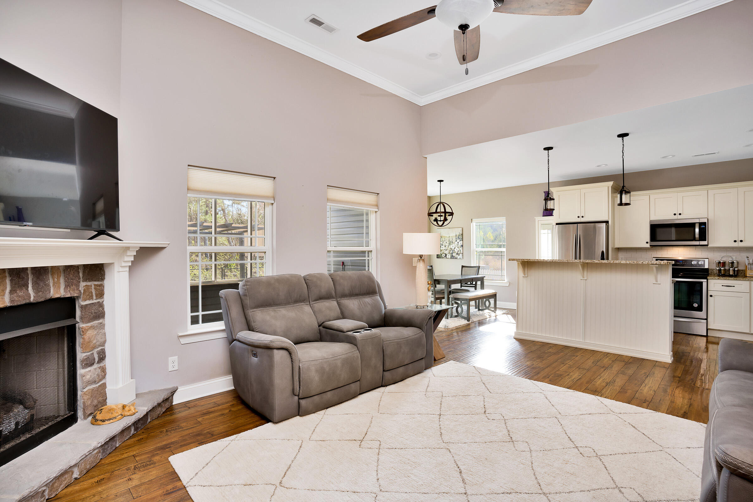 53 Ginger Lake Drive, 3
