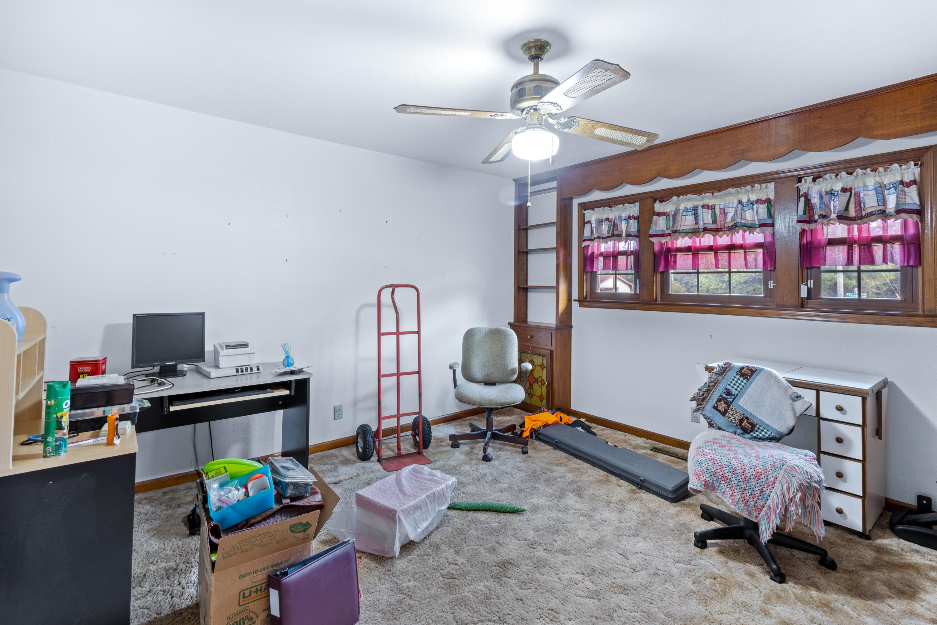 905 N Parkdale Avenue
