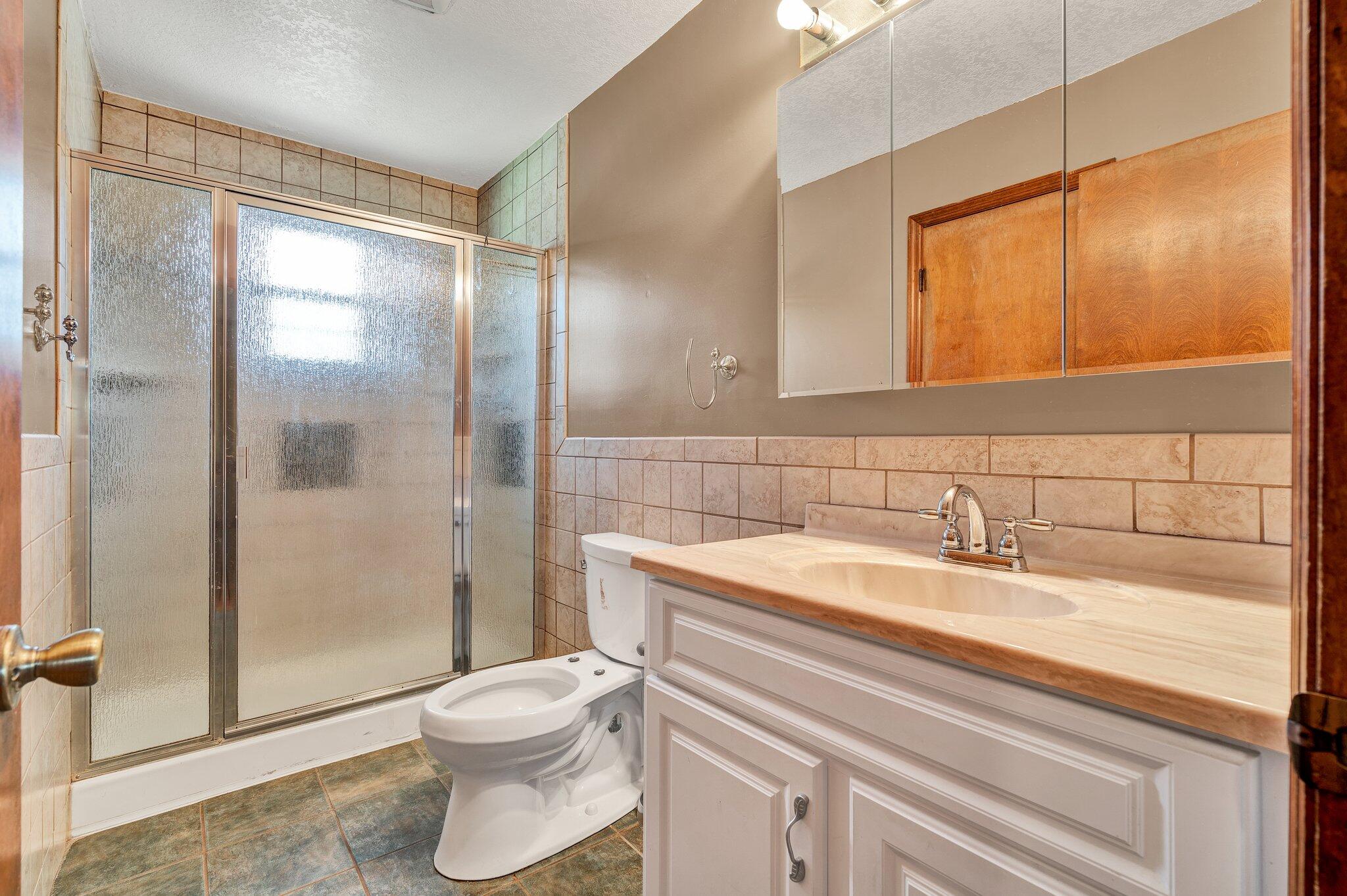 562 SE Brooklawn Trail
