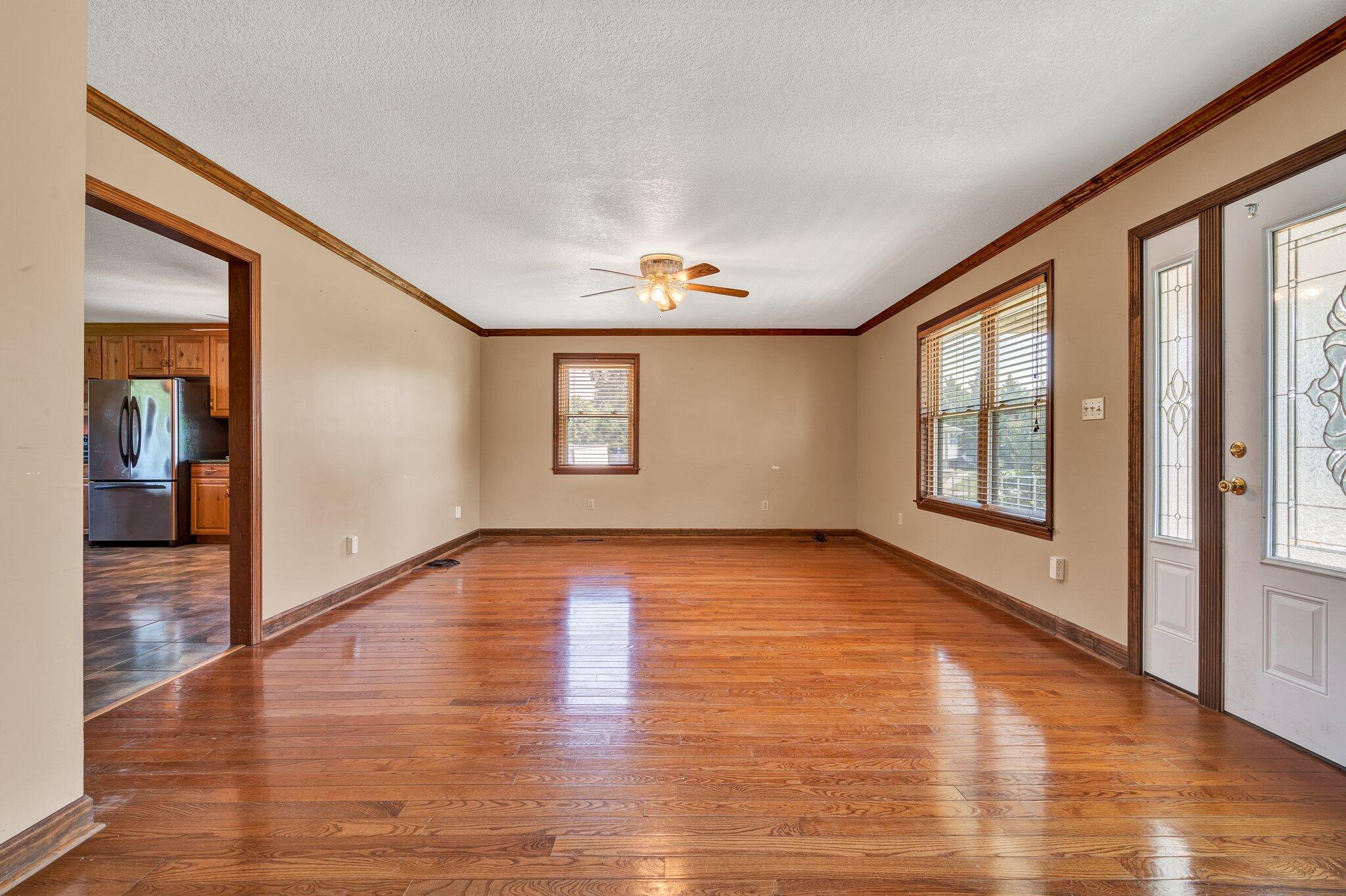 562 SE Brooklawn Trail
