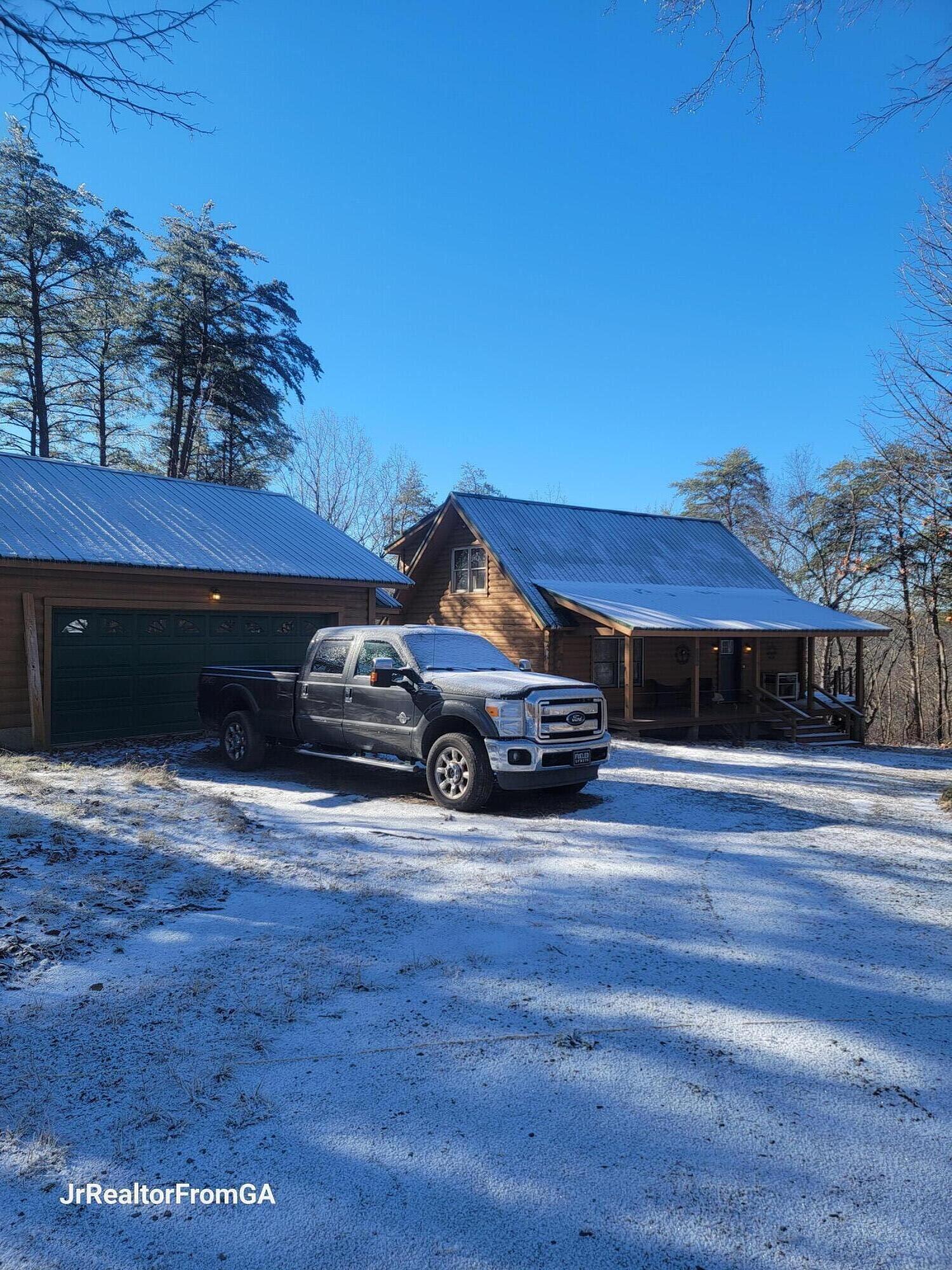 3904 Highway 157