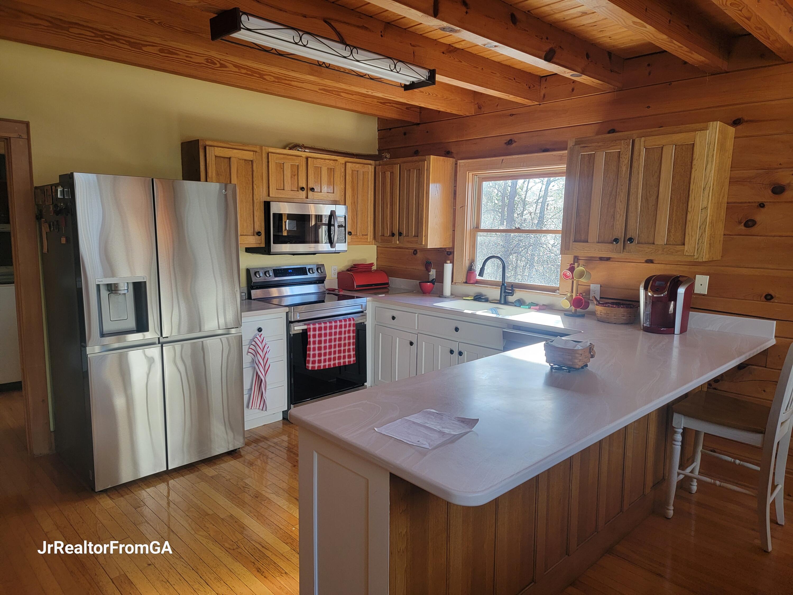 3904 Highway 157