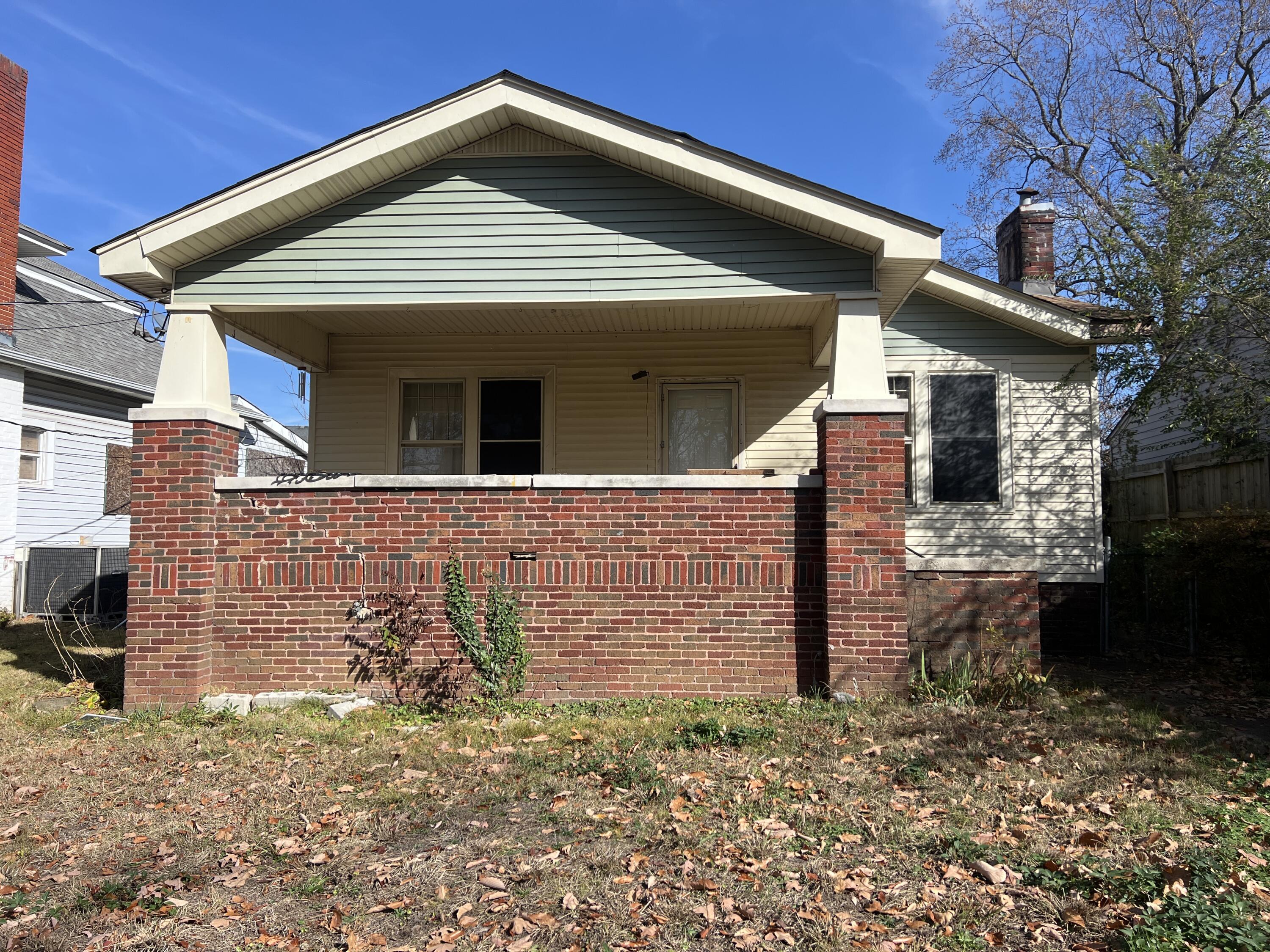 1007 Normal Ave