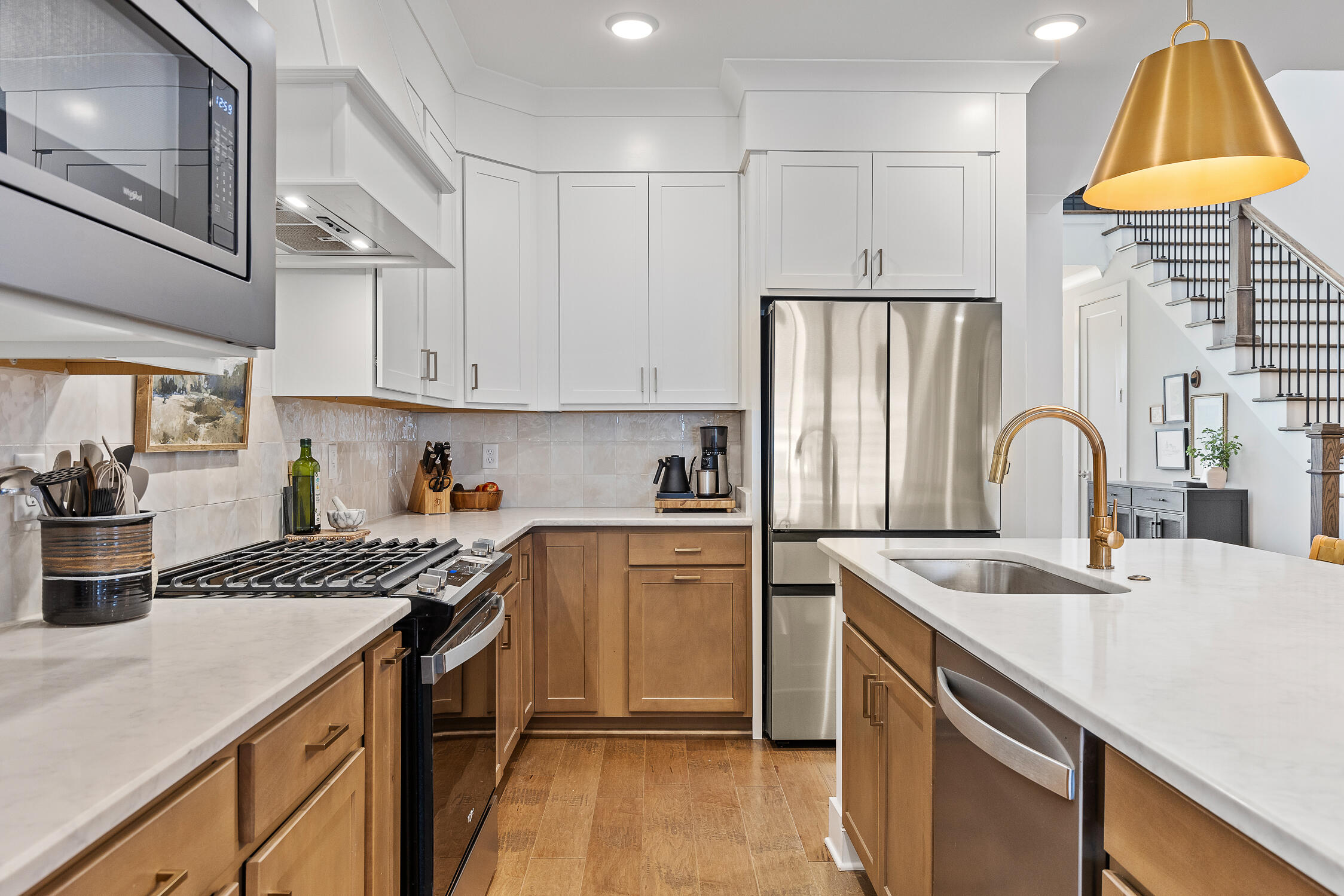 5743 Acadia Dr