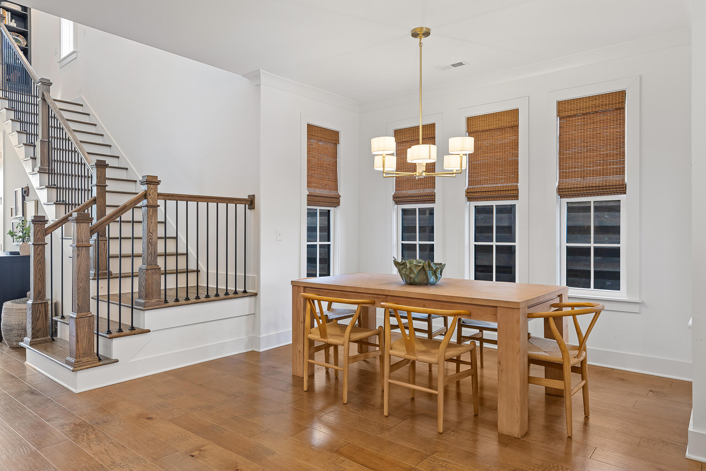 5743 Acadia Dr