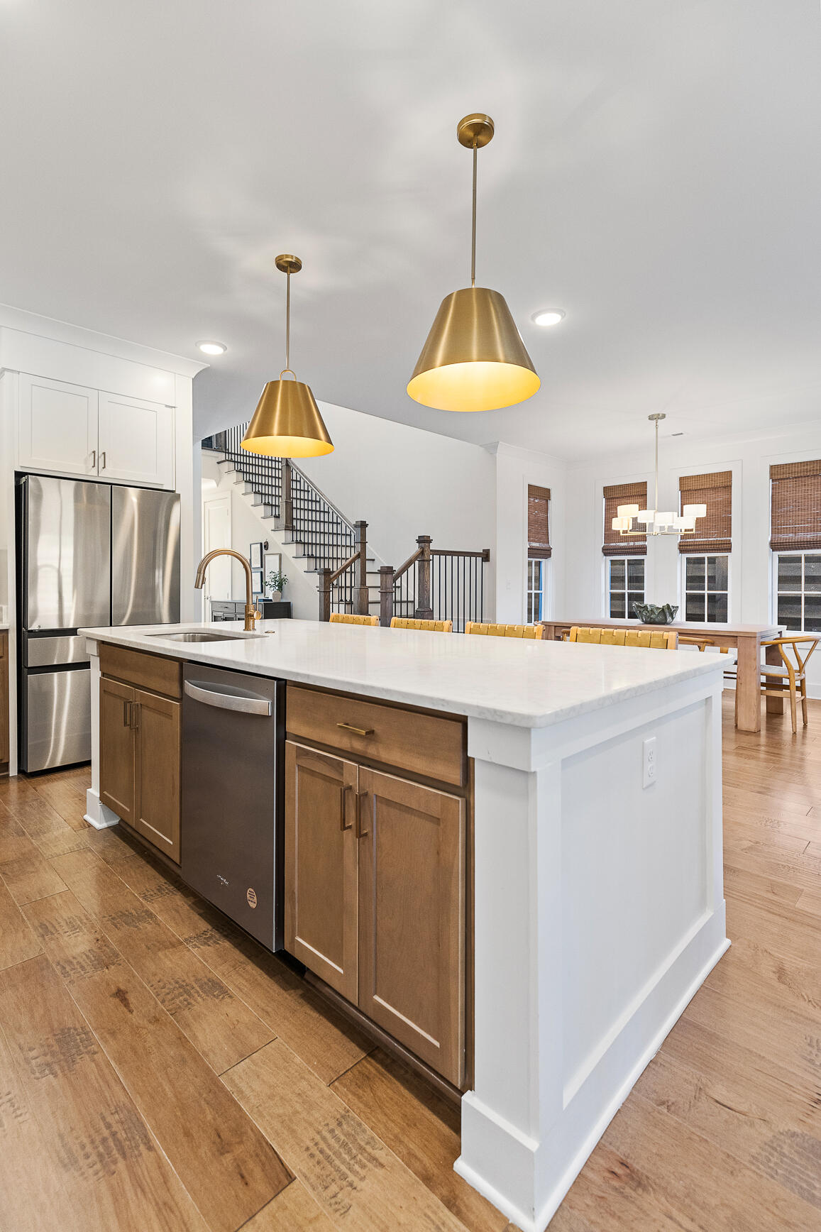 5743 Acadia Dr