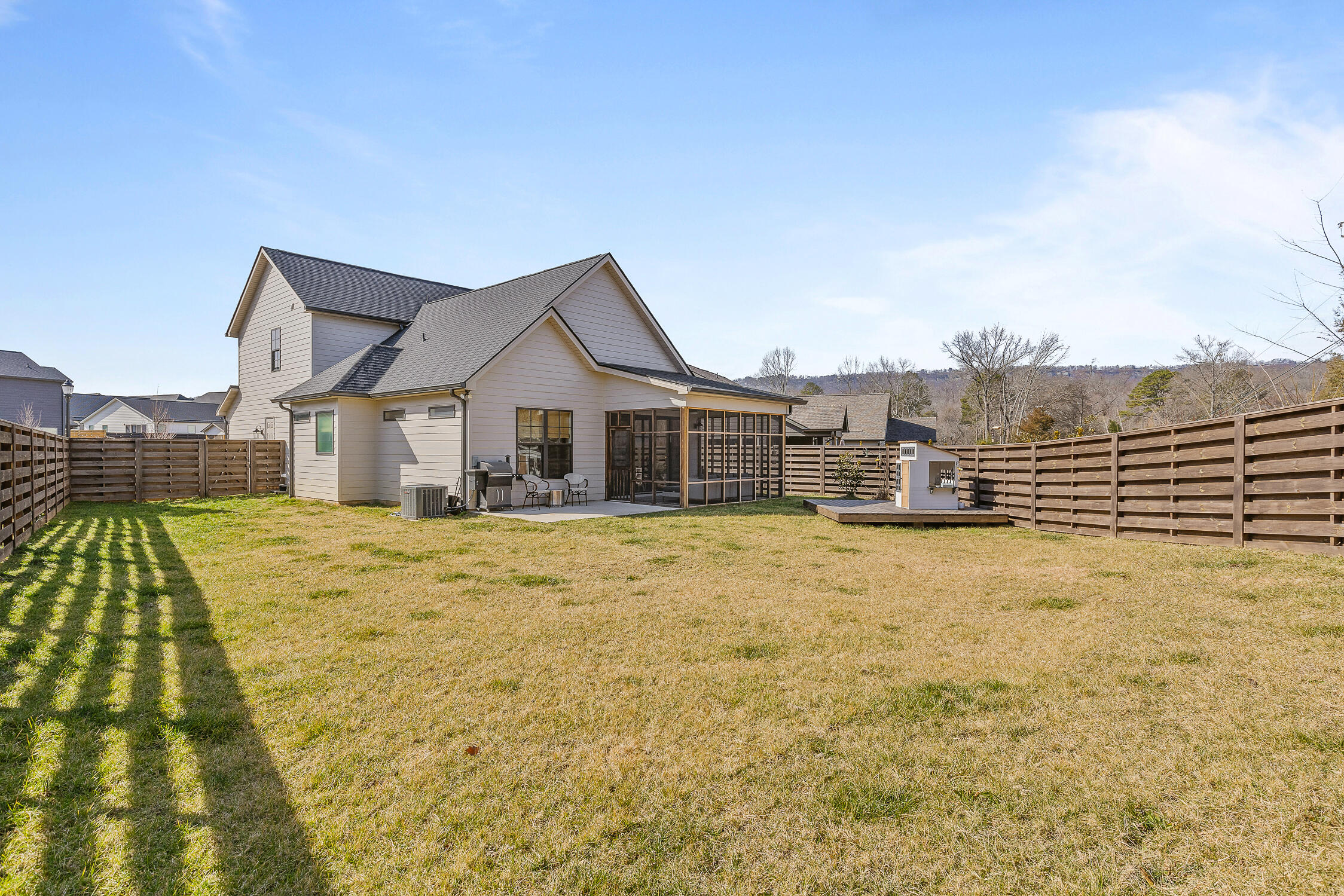 5743 Acadia Dr