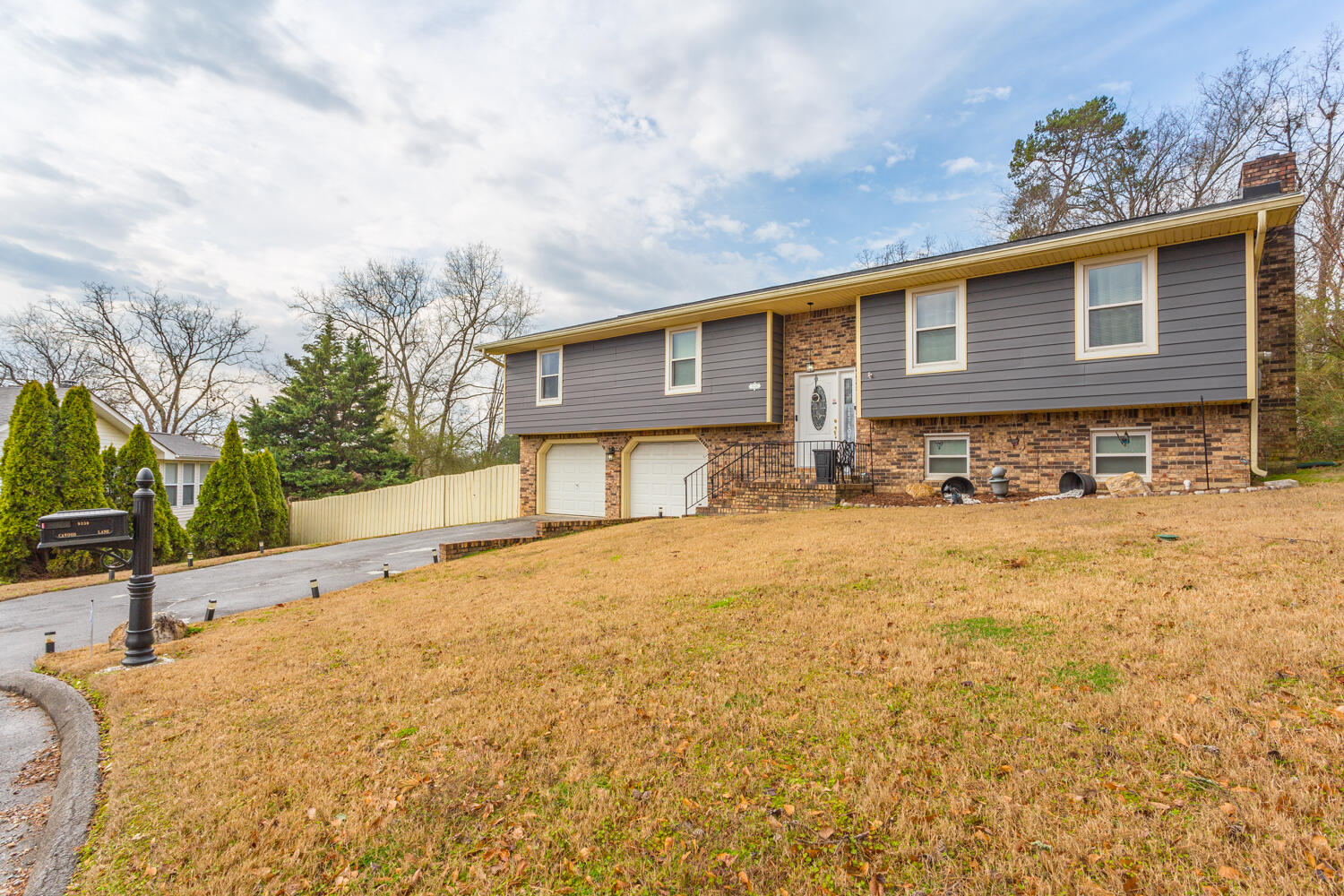 9330 Cawood Lane