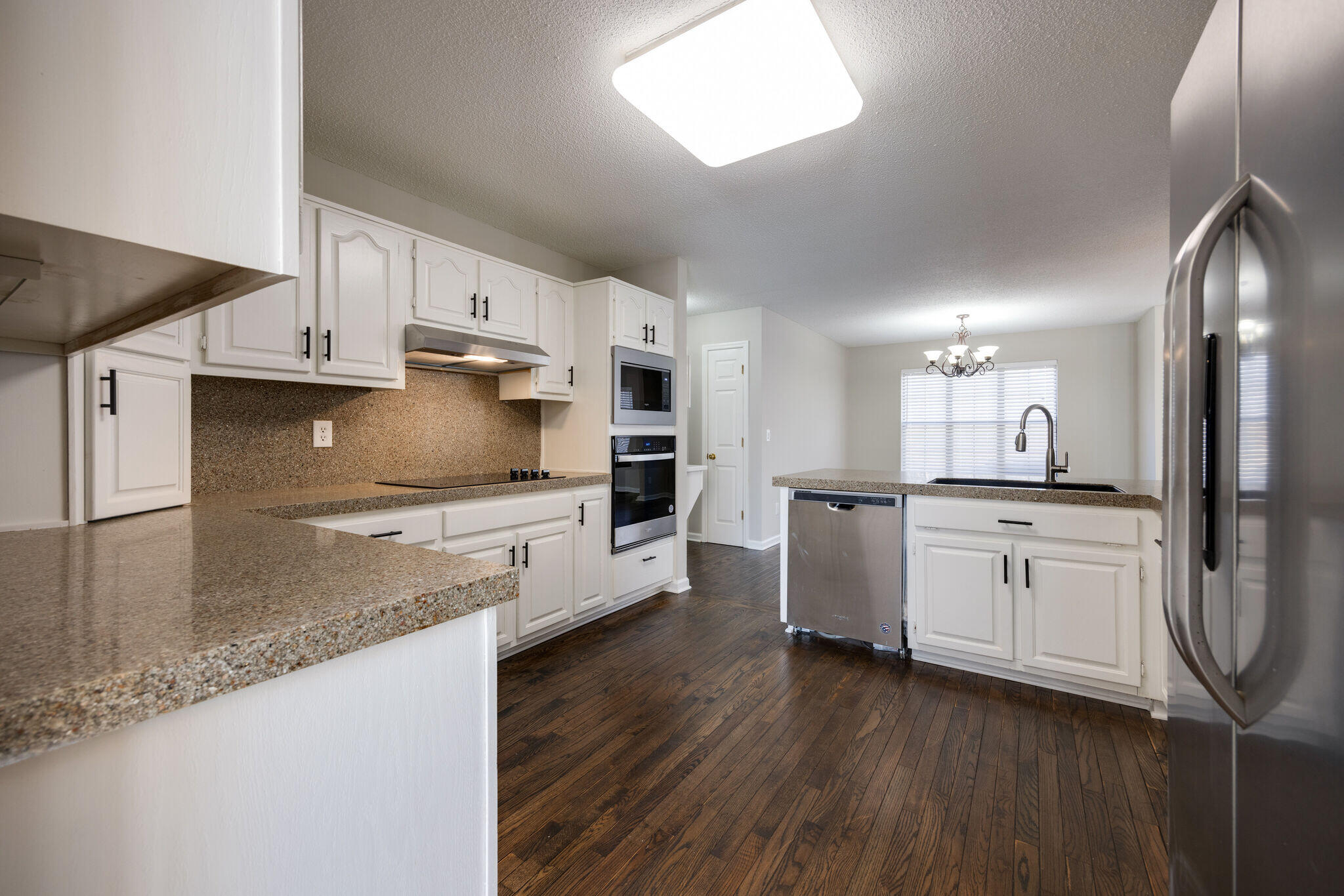 8126 Hixson Springs Rd