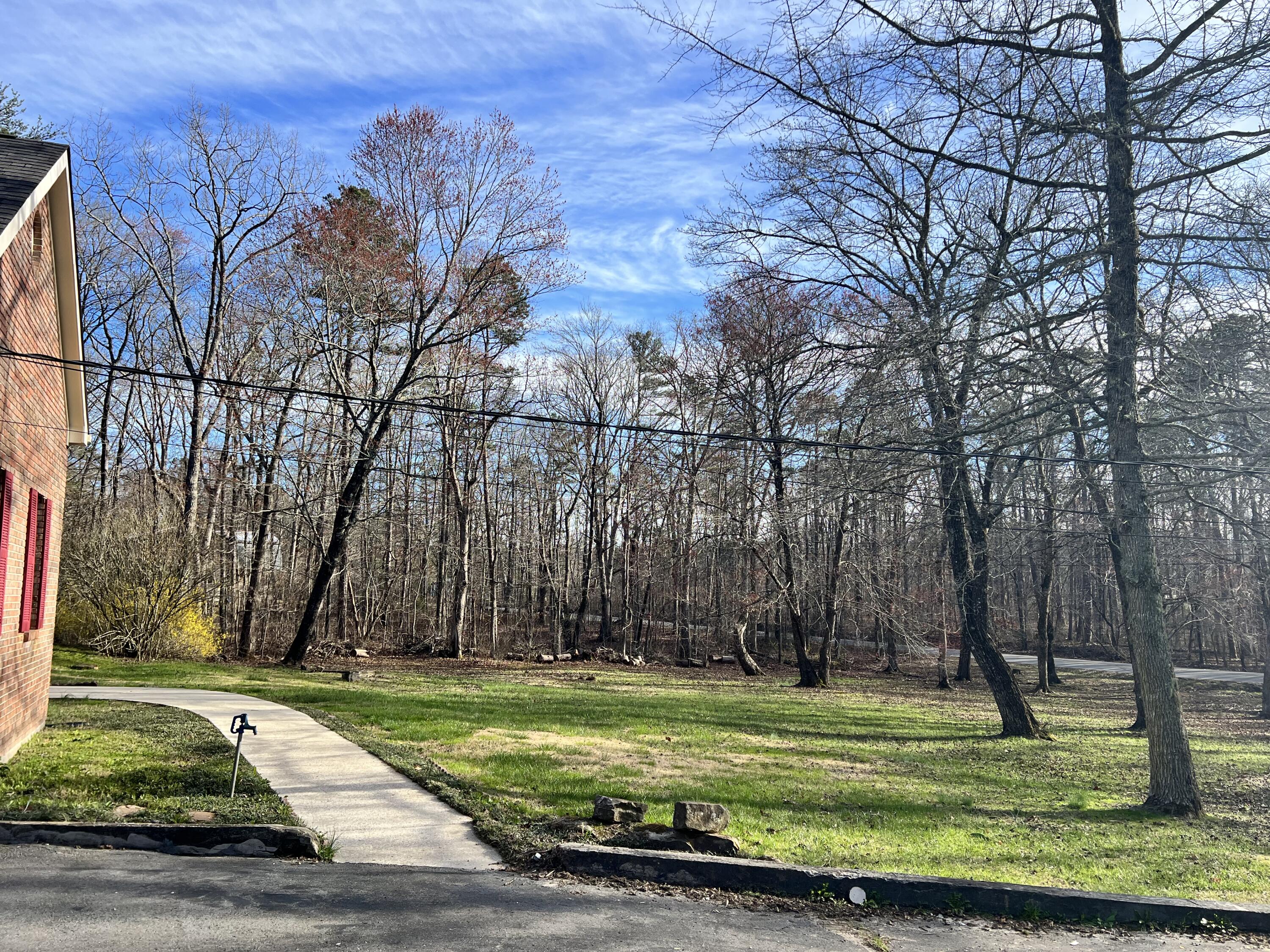 8126 Hixson Springs Rd