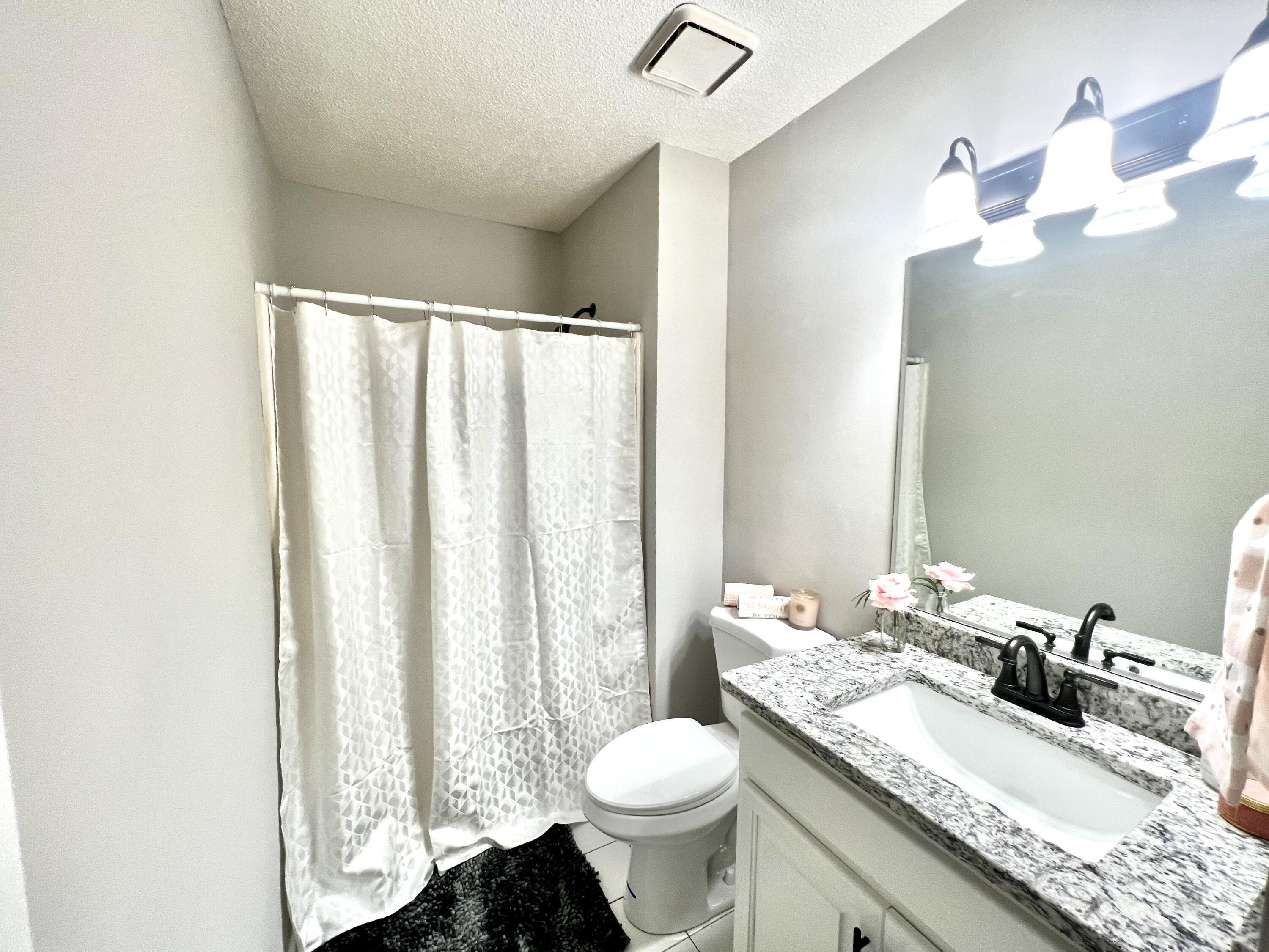 8126 Hixson Springs Rd