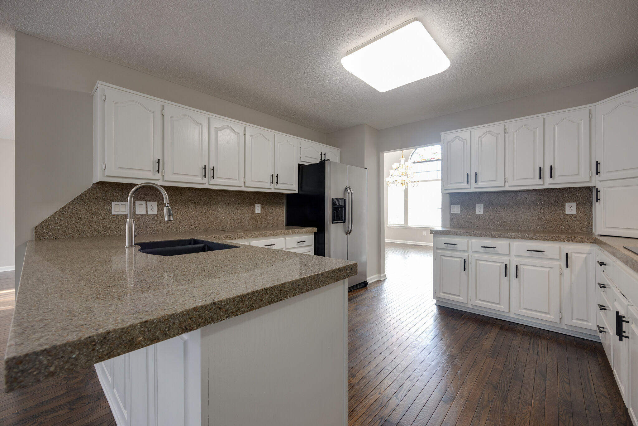 8126 Hixson Springs Rd