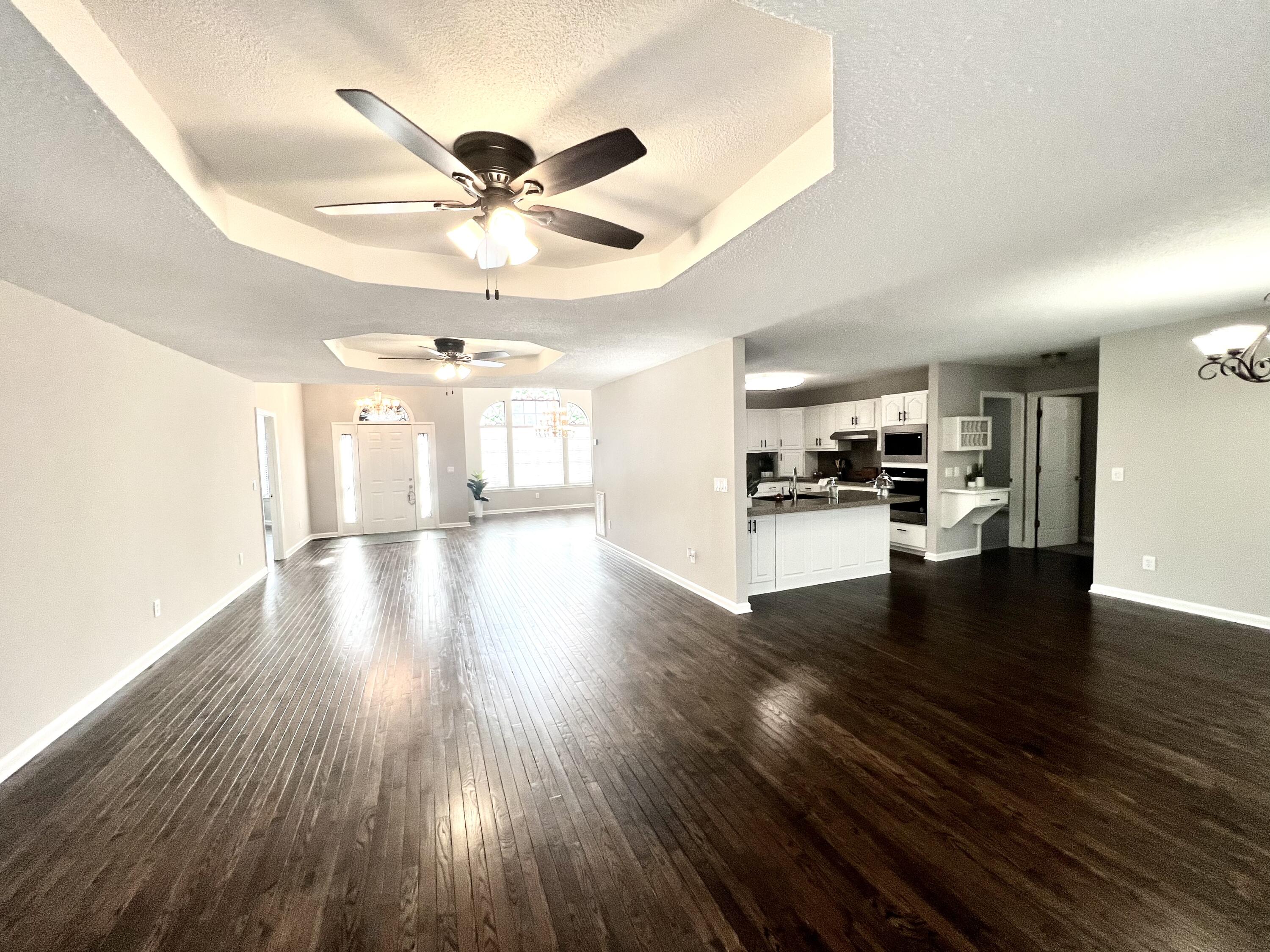 8126 Hixson Springs Rd