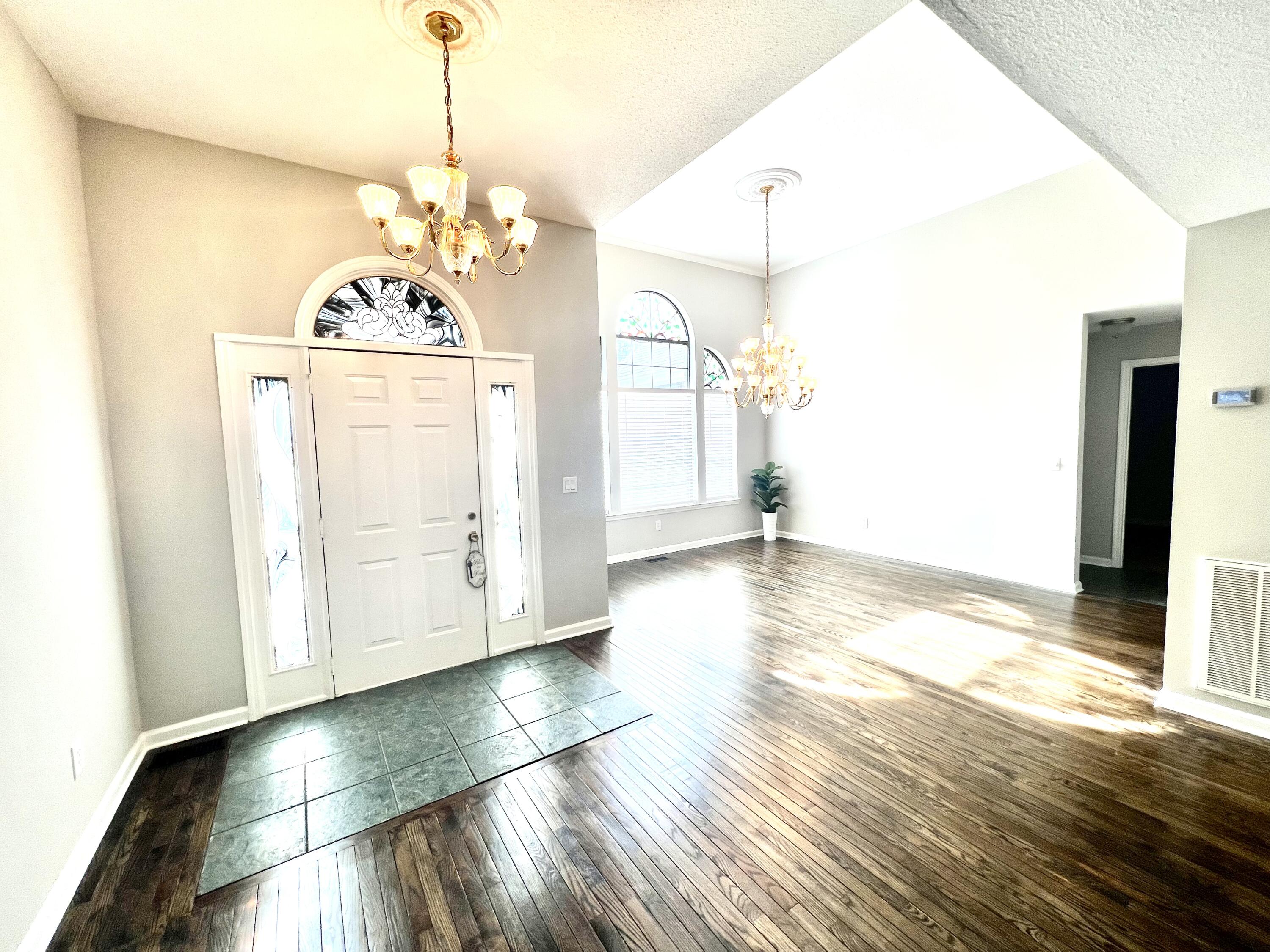 8126 Hixson Springs Rd