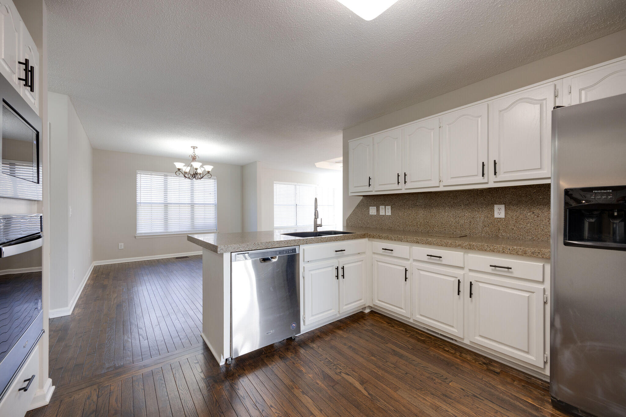 8126 Hixson Springs Rd
