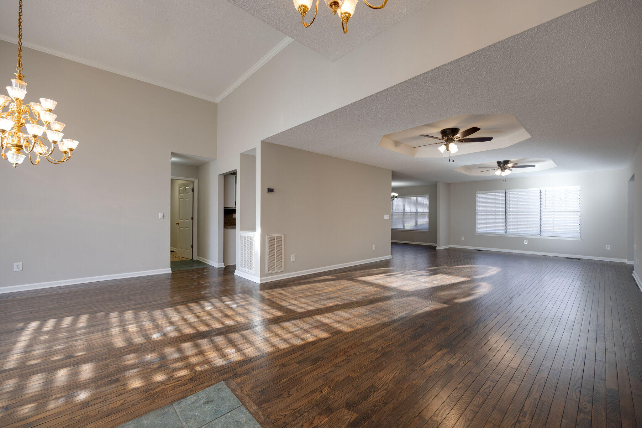 8126 Hixson Springs Rd