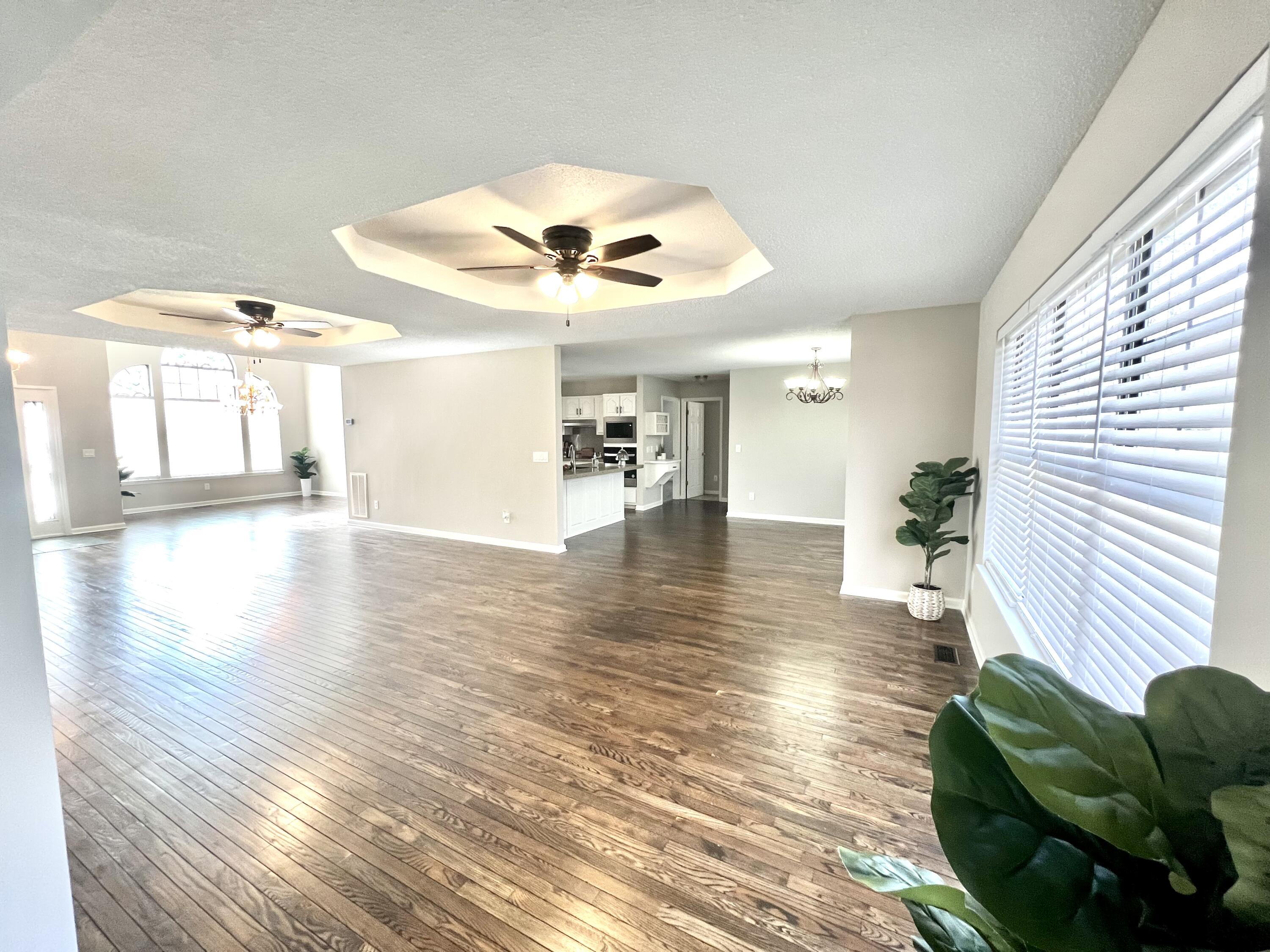 8126 Hixson Springs Rd