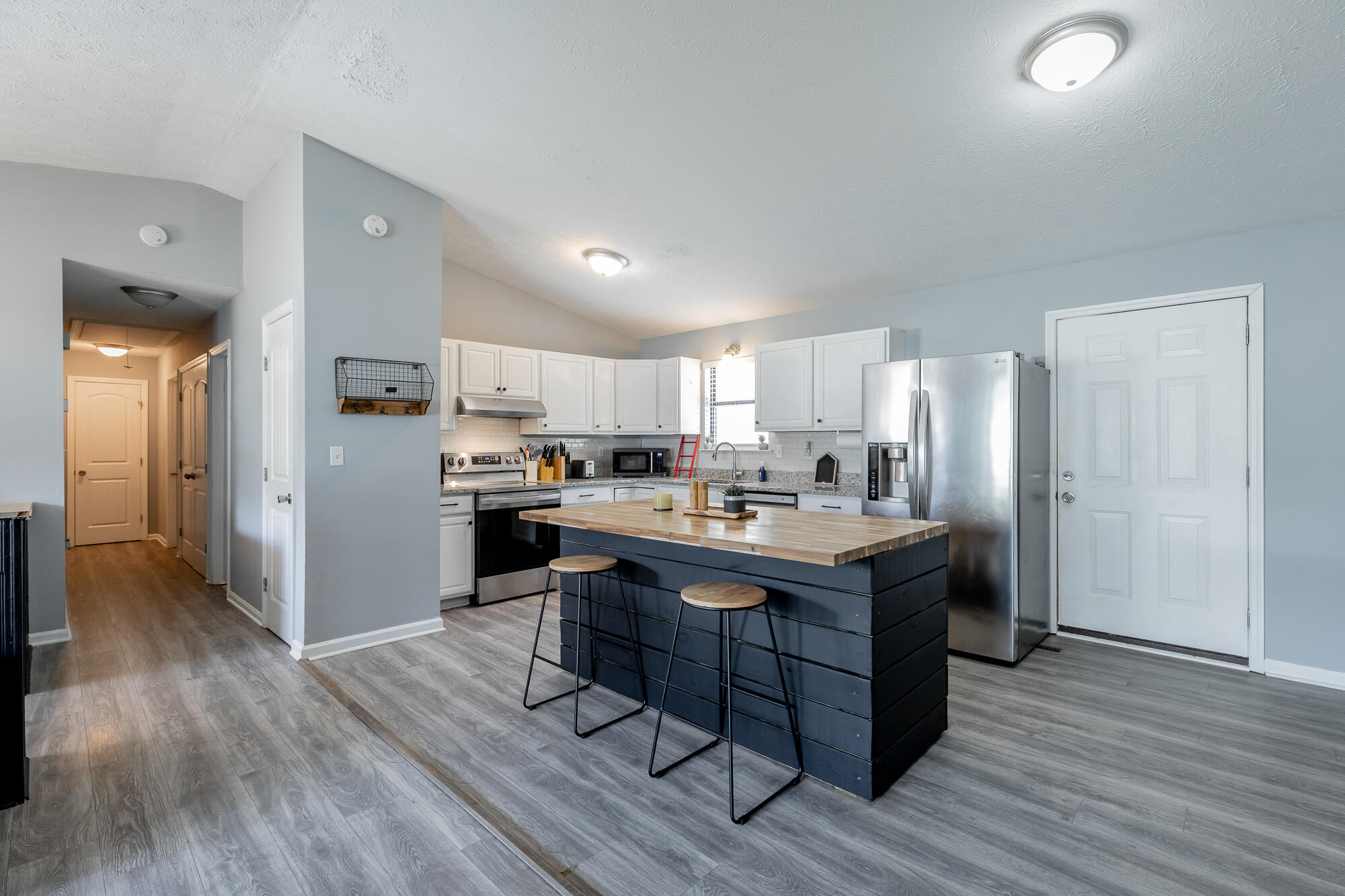 443 Smoketree Circle