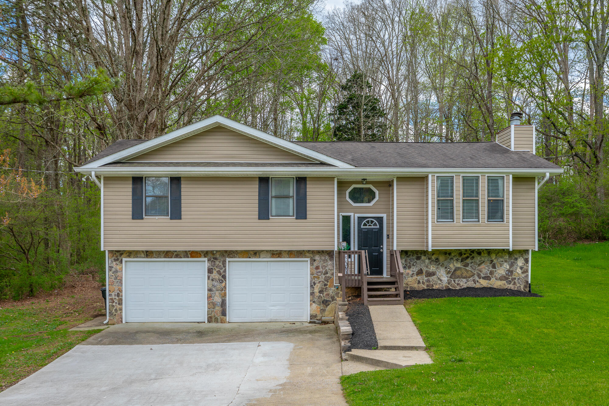 443 Smoketree Circle