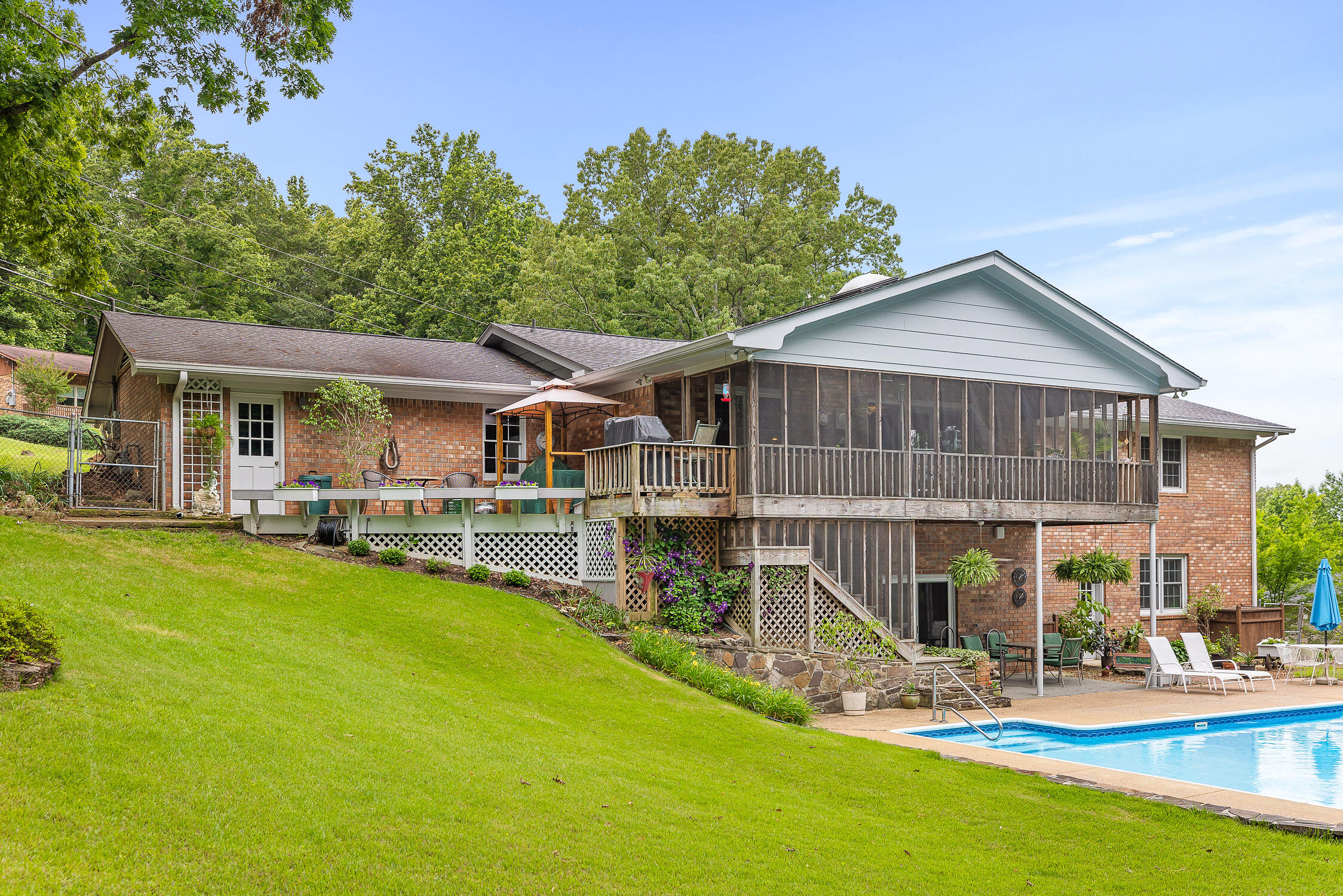 786 Flinn Drive