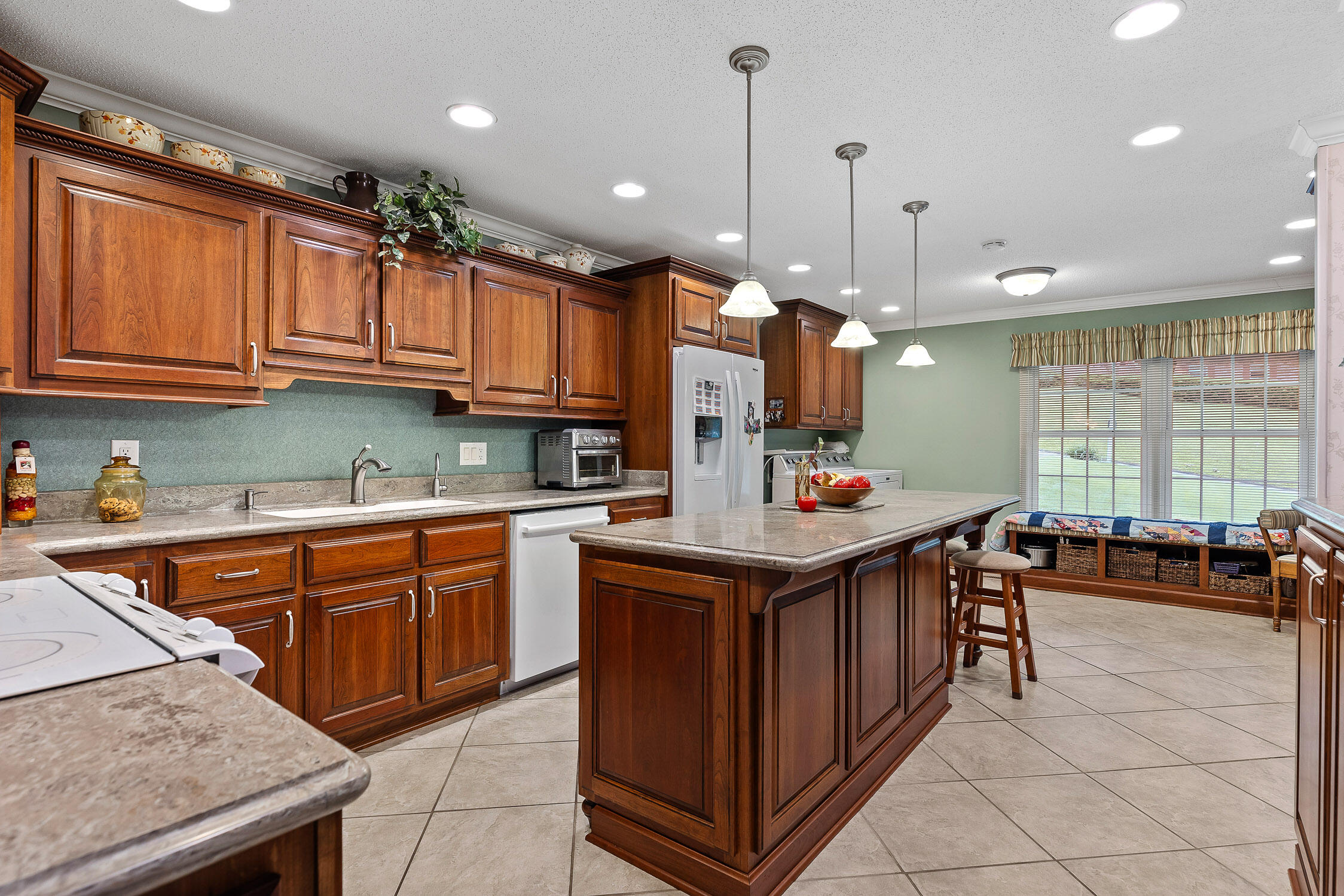 786 Flinn Drive